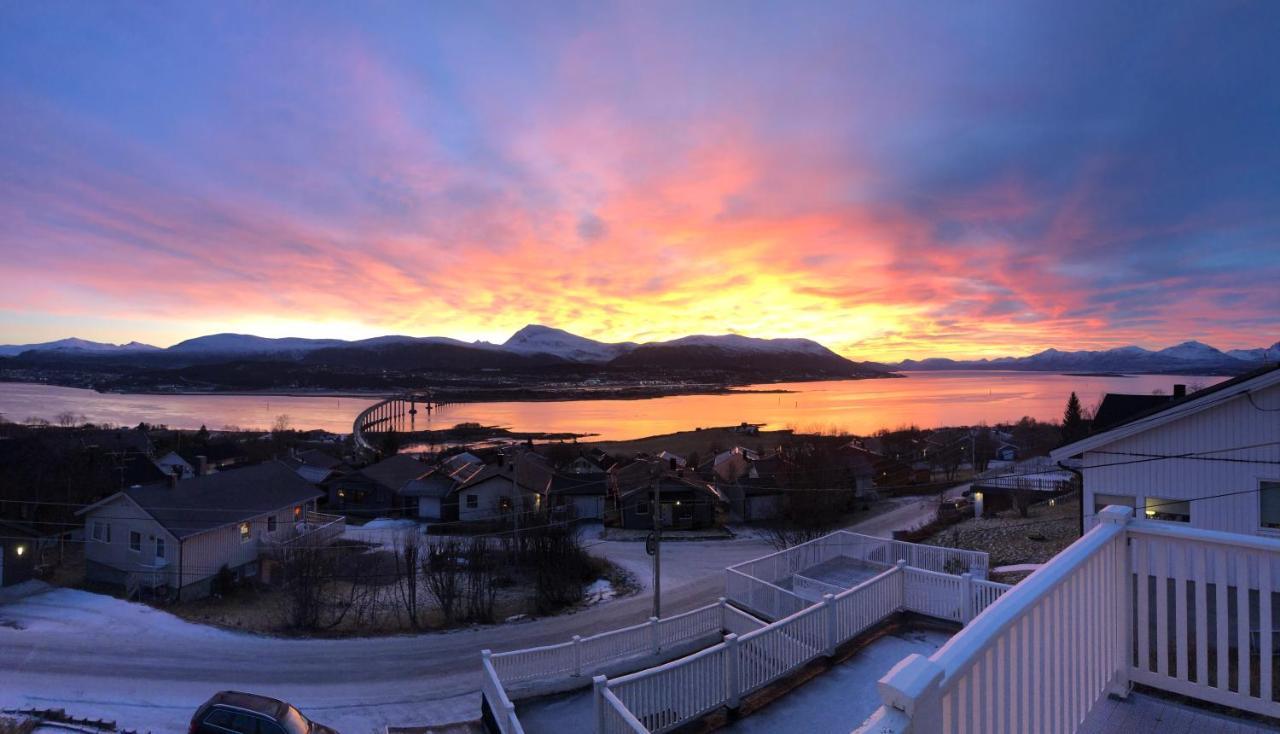 Moderne Og Trivelig Leilighet, Med Unik Utsikt Tromsø Zewnętrze zdjęcie